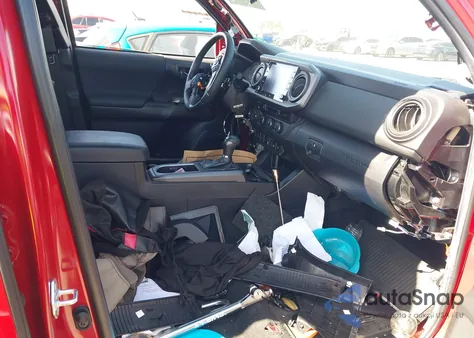 2022 Toyota Tacoma Trd Sport z USA, uszkodzony, nr VIN 3TMCZ5AN8NM493053